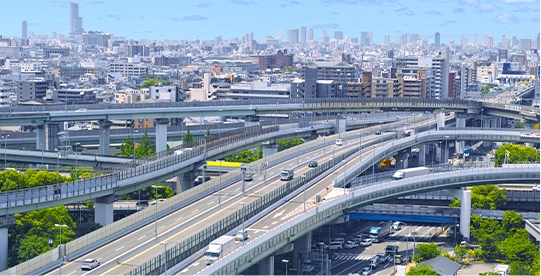 四国の高速道路活用による経済成長を研究中